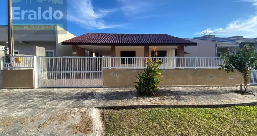 Casa em Praia de Leste - Pontal do Paraná, PR