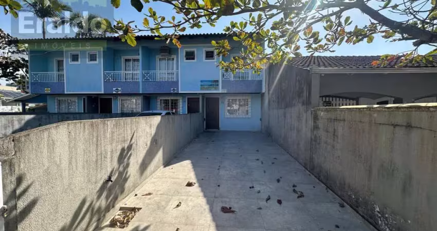 Casa com 3 quartos à venda na Rua São Mateus, Matinhos, Caiobá, Matinhos