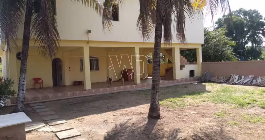 Casa à venda em itaboraí, itambi, com 3 quartos, 120m²