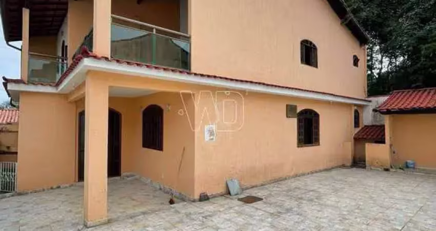 Casa de condomínio para alugar, piscina, 3 quartos/2 suítes