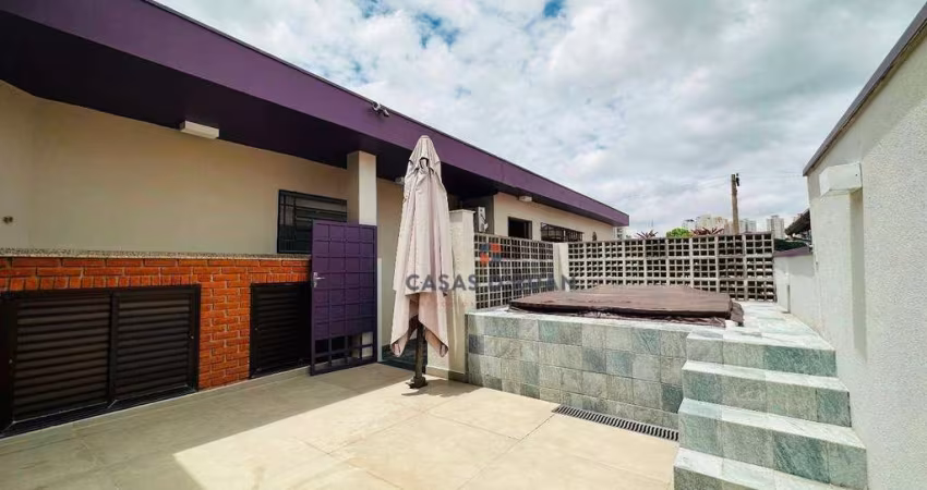 Casa assobradada com 264m² de terreno, na melhor rua da Vila Romana!