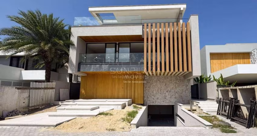 Casa com subsolo, Alphaville, 913m² - Barra da Tijuca