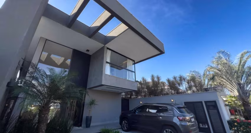 Casa com 4 dormitórios à venda, 440 m² por R$ 3.790.000,00 - Recreio dos Bandeir