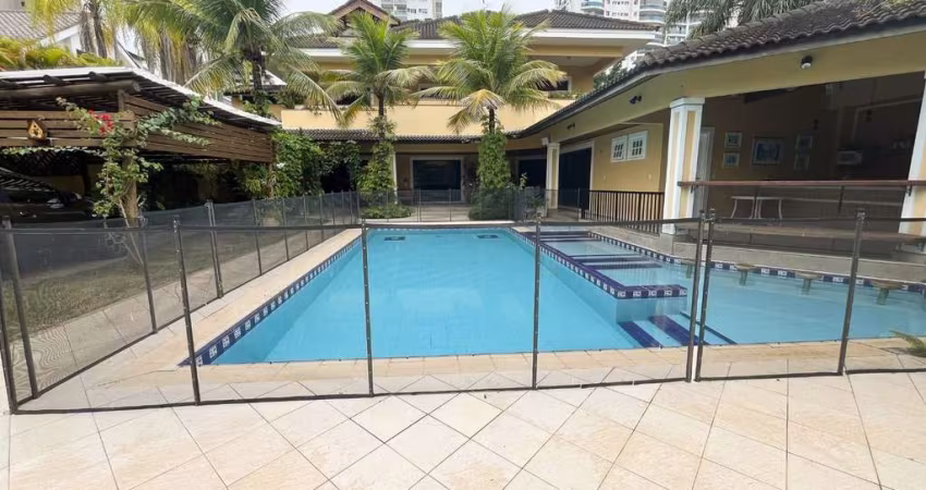 Excelente casa com 6 dormitórios, à venda no Pedra de Itaúna, com 950 m² por R$