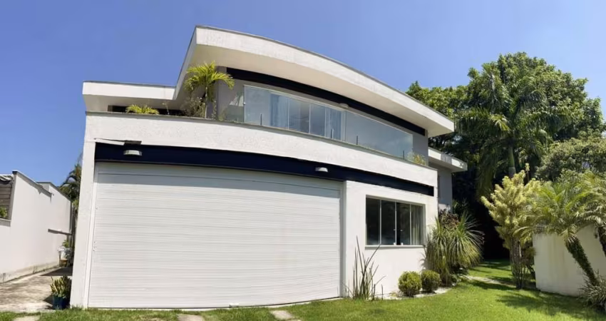 Casa com 4 dormitórios à venda, 400 m² por R$ 4.200.000,00 - Barra da Tijuca - R