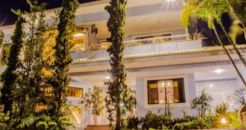 Casa com 7 dormitórios à venda, 949 m² por R$ 7.980.000,00 - Barra da Tijuca - R