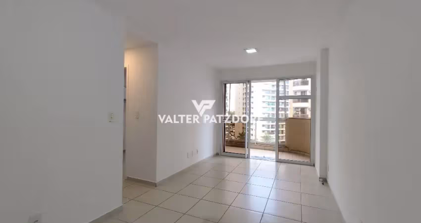 Apartamento 2 quartos com suíte – condomínio villas da barra – 62m² – andar médio – sol passante – 1 vaga – r$ 3.000,00 + taxas