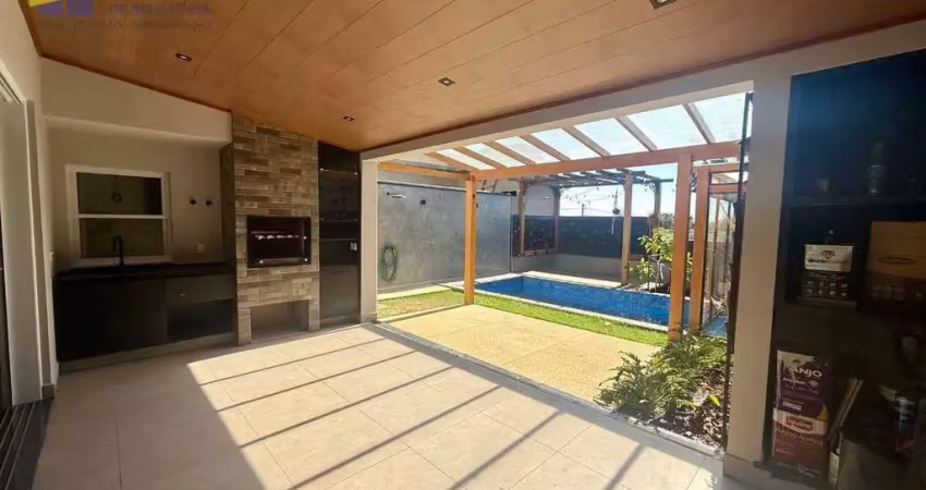 Sobrado a venda - condomínio fechado em indaiatuba/sp, 03 dormitórios (sendo 01 suíte), espaço gourmet e piscina.