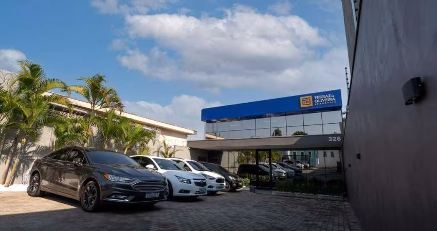 Descubra o seu Refúgio Empresarial: Sobrado Comercial Impecável com Localização Privilegiada e Estrutura Moderna