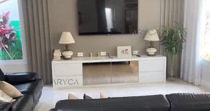 Casa de Altíssimo Padrão para Locação | 3 Suítes | Mobiliada