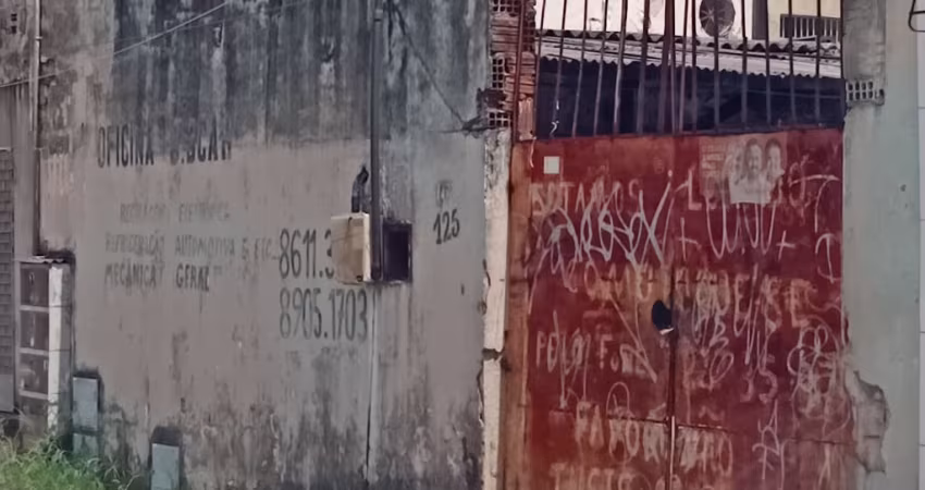 Terreno comercial próximo a AV. Pontes Vieira