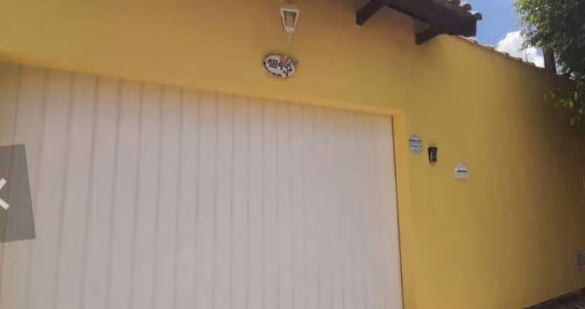 Casa à Venda 2 dorm. - Wanel Ville