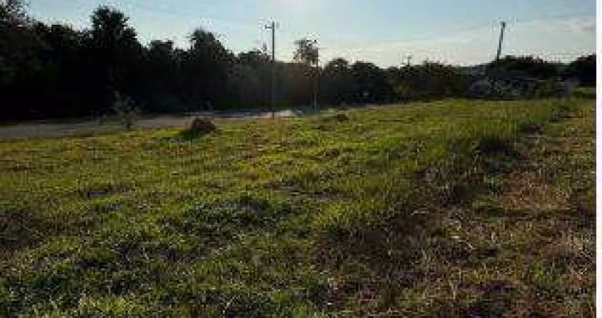 Terreno à Venda - 956m² Esquina Cond. Village da Serra - Araçoiaba