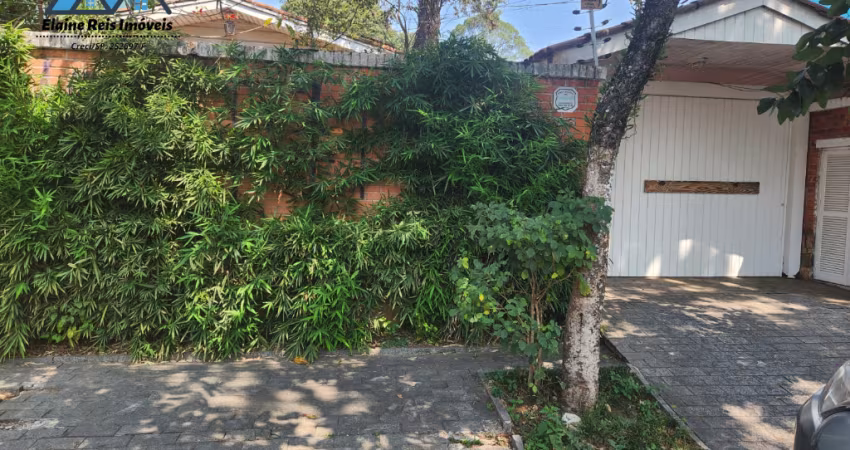Casa espaçosa com área gourmet e piscina ao lado do Autódromo de Interlagos