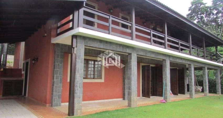 CASA LUXO DE CONDOMÍNIO | 270m² 4 DORMS