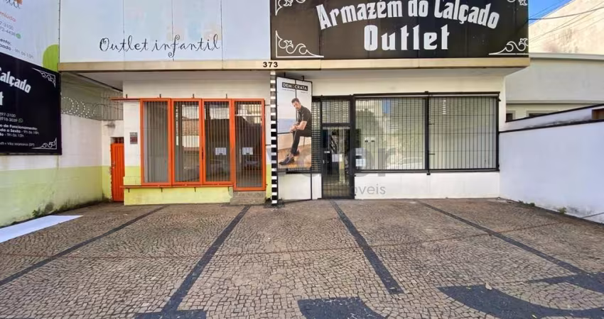 Casa comercial para alugar na Rua Santos Dumont, 373, Cambuí, Campinas