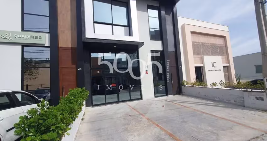 Galpão Comercial para Locação em Itu-SP - Bairro Itu Novo Centro - 3 Salas, 5 Banheiros, 3 Vagas de Garagem - 350m² de Área.