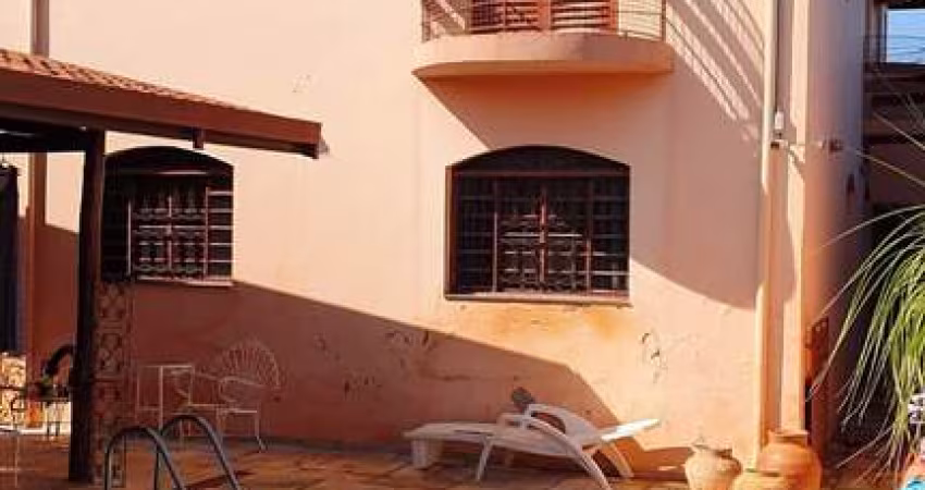 Sobrado à Venda no Bairro Marília - Barretos/SP