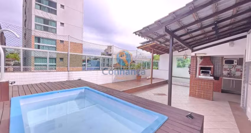 Casa triplex 04 quartos c/ suíte | 2 vagas de garagem