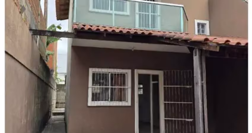 Casa duplex 2 quartos c/ suíte  | 2 vagas de garagem- 