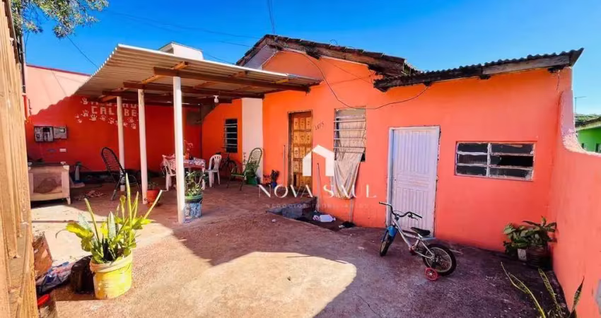 Casa com 3 quartos à venda na Rua Elias Daniel Hatti, 1175, Aquilles Sthengel, Londrina