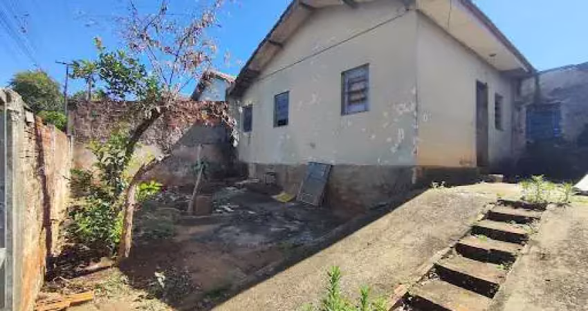 Casa com 3 dormitórios à venda, 82 m² por r$ 140.000,00 - c. h. ernani de moura lima 1 - londrina/pr