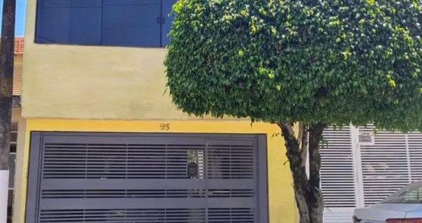 Casa em condomínio fechado com 3 quartos à venda no Jardim São Bernardo