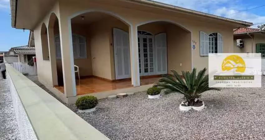 Casa com 3 quartos à venda na Rua do Capim, 102, Passagem de Maciambú (Ens Brito), Palhoça