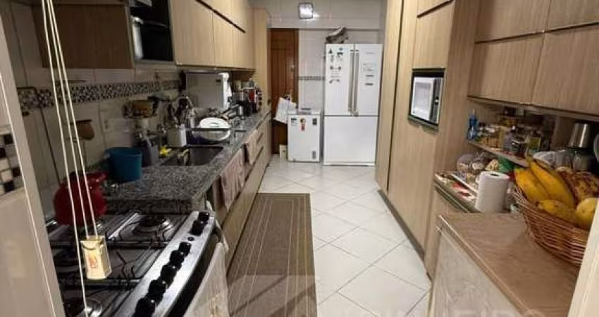 Apartamento para Venda em Teresópolis, Várzea, 1 dormitório, 1 suíte, 1 banheiro, 2 vagas