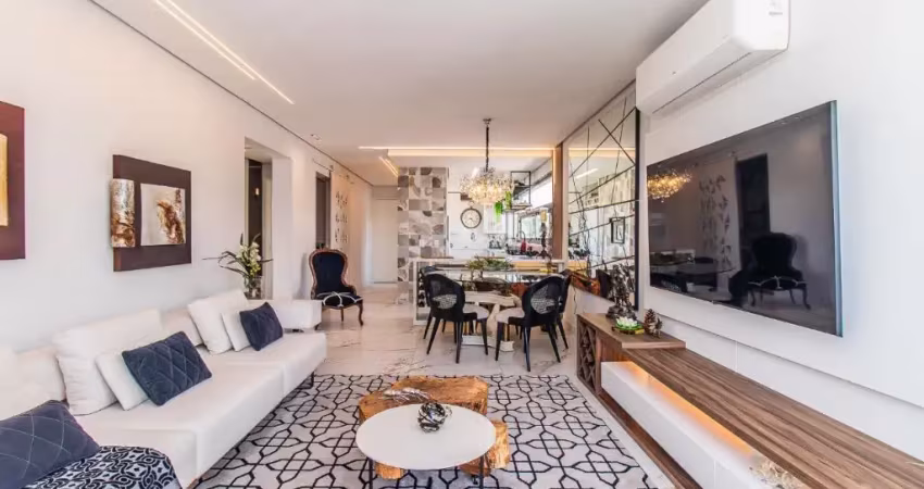 Apartamento de 2 dormitórios, 1 Suíte, 88m2prvs,  2 Vagas duplas cobertas, por R$ 1.250.000,00, no Menino Deus, em Porto Alegre/RS.