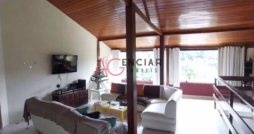 Casa à venda no bairro Sebastiana - Teresópolis/RJ