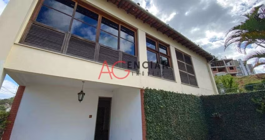 Casa à venda no bairro Tijuca - Teresópolis/RJ