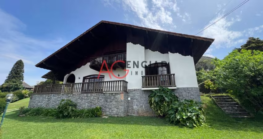 Casa à venda no bairro Iucas - Teresópolis/RJ