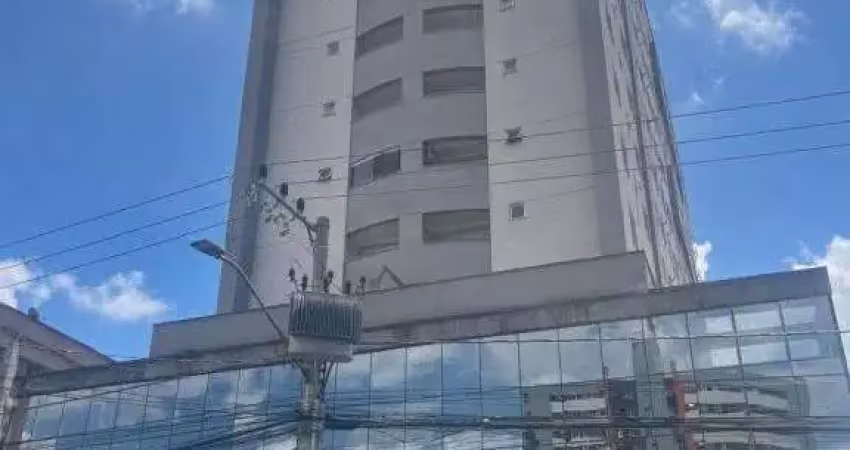 Apartamento no centro com 3 quartos para locação, 115 m²