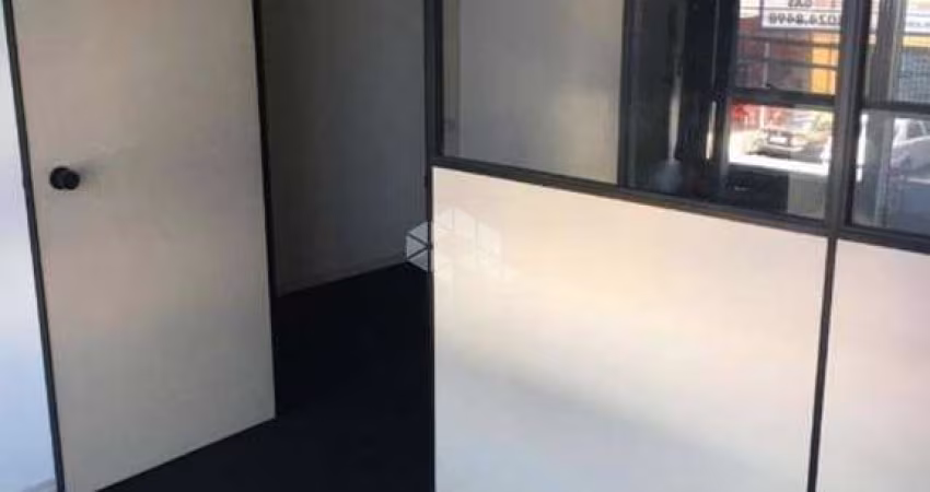 Sala comercial à venda no bairro Passo D'areia, em Porto Alegre.