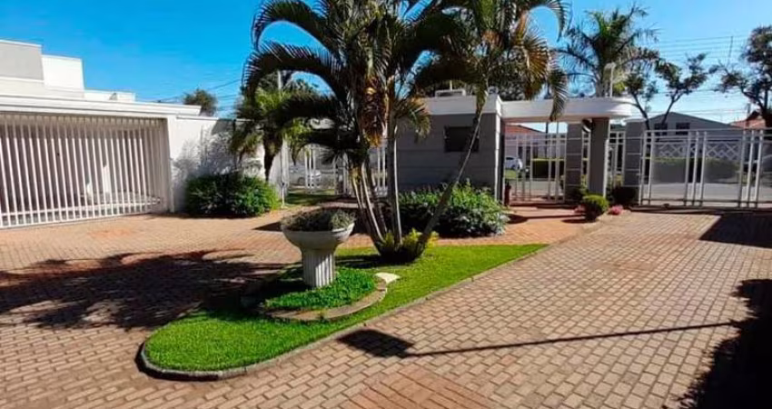 Casa à Venda em Parque Cidade Nova - 3 Dormitórios por R$550k