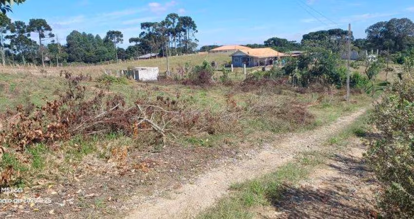 EXCENTE CHACARA SEN BENFEITURIA,COM AGUA E LUZ. 190.000 C. DO TAGUARAL S.J.P.