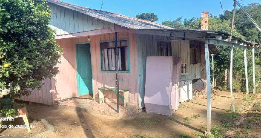 EXCELENTE CASA NA AREA RURAL COM 390 LOTE E 52 DA CASA 02 GUARTOS 85.000