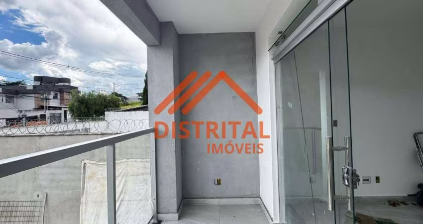 Casa com 3 Quartos e 2 banheiros à Venda, 180 m² por R$ 435.000