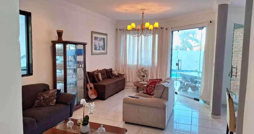 Casa com 4 suítes e piscina em Intermares - cabedelo