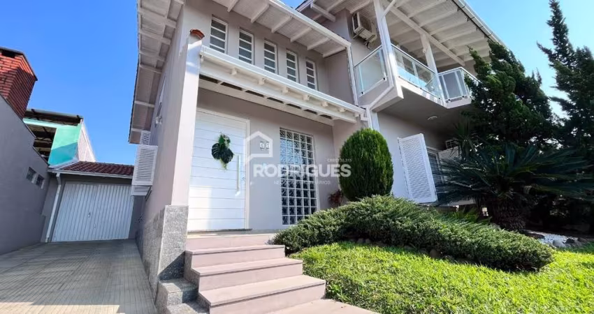 Casa com 3 quartos à venda na Rua Padre Alberto Braun, 47, Cristo Rei, São Leopoldo