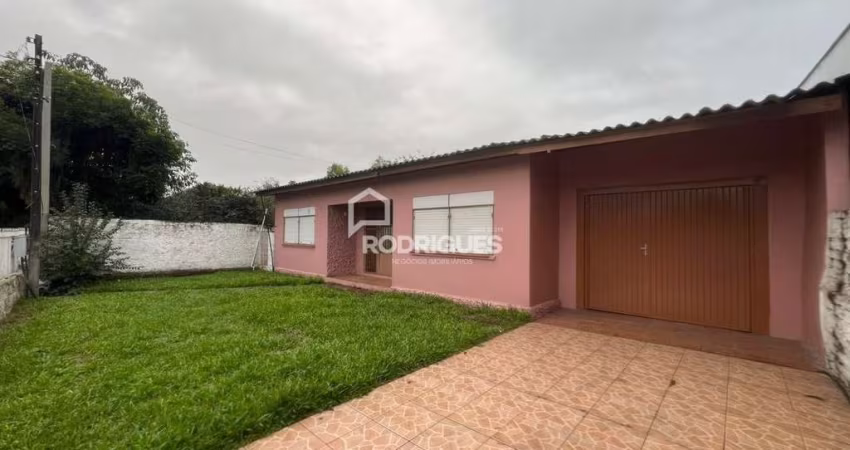 Casa com 2 quartos para alugar na Julio de Castilhos, 3826, Vila Rica, Portão