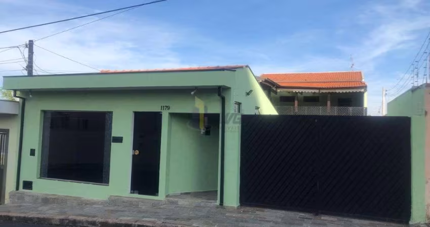 Casa com 3 quartos para alugar no Centro, São Carlos 