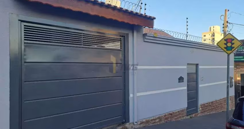 Casa com 3 quartos para alugar no Centro, São Carlos 