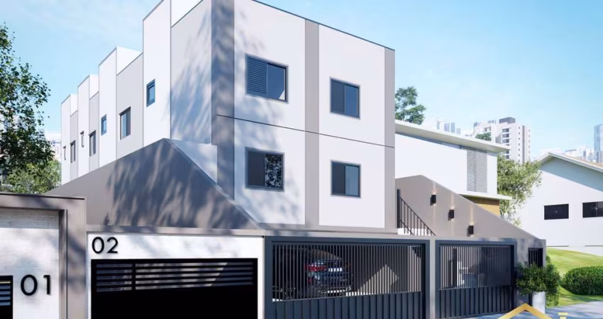 Sobrados Novos, Fase de Construção, 3 Dormitórios, 2 Vagas em Carapicuíba.