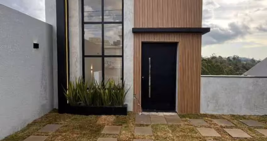 Casa nova em condomínio sendo 3 dormitórios e 2 vagas,santana de parnaíba.