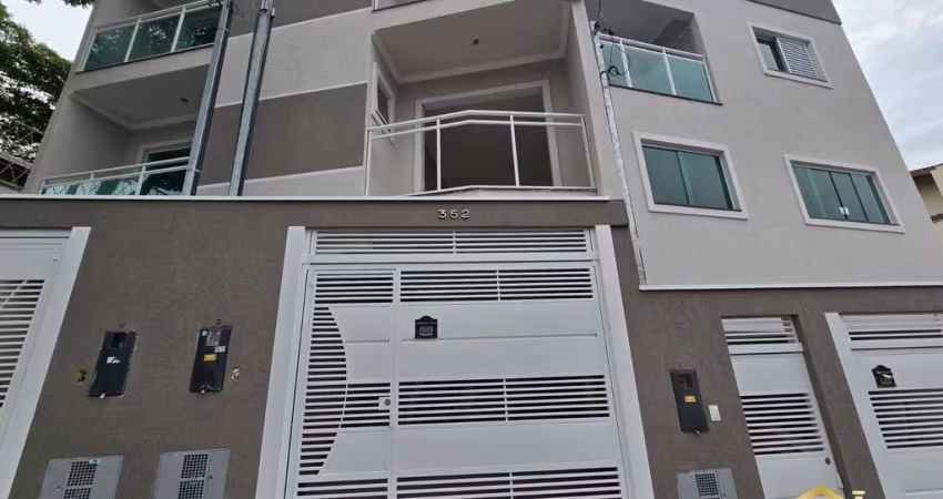 Sobrados Novos com 2 Dormitórios, 2 Suítes, 2 Vagas no Bela Vista.