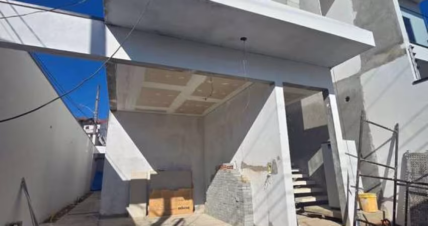 Sobrado Novo 3 Suítes, 4 Vagas e Piscina no Bela Vista em Osasco.