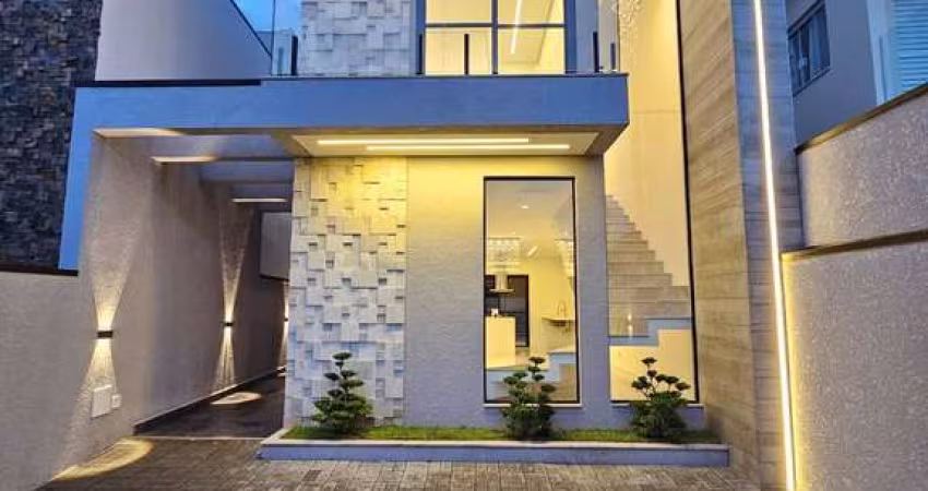 Oportunidade! Casa Nova em condomínio, de 167m², toda modernizada.