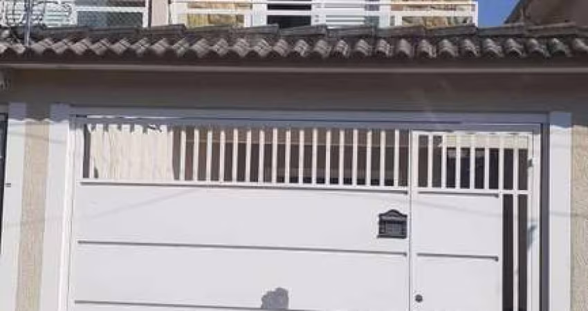 Sobrado sendo, 3 Suítes e 4 Vagas, no Jd de Abril em Osasco-SP.